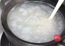 豌豆肉末粥的做法图解2