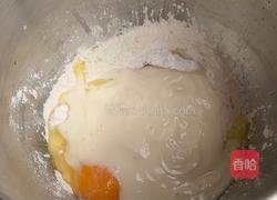 淡奶油餐包的做法图解2