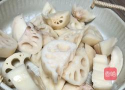 莲藕酱炖鸡腿肉的做法图解3