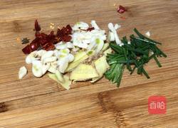 莲藕酱炖鸡腿肉的做法图解4