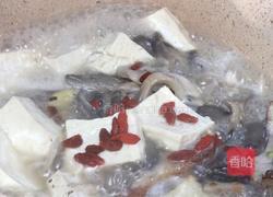 平菇豆腐清炖鱼汤的做法图解12