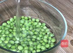 豌豆鸡蛋汤面的做法图解2