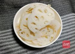 荷兰豆炒藕片的做法图解1