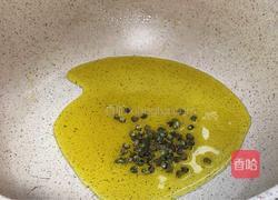 椒麻荷兰豆炒藕片的做法图解6