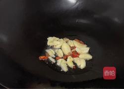 儿菜炒肉片的做法图解2