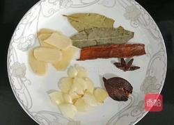 板栗玉米烧鸭的做法图解7