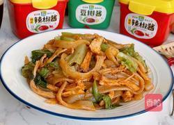 鸡肉丝炒河粉的做法图解12