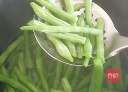 干煸豆角的做法图解1
