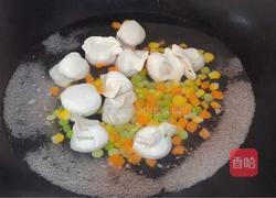 酱焖饺子的做法图解6