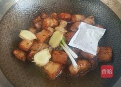 鹌鹑蛋红烧肉的做法图解6