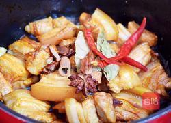 红烧肉炖鹌鹑蛋的做法图解6