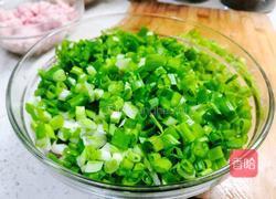 猪肉香葱馅的做法的做法图解4