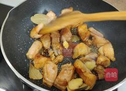 鹌鹑蛋红烧肉的做法图解5