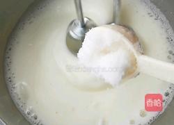 草莓炸弹的做法图解5