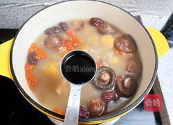 排骨板栗汤的做法图解9