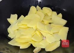 红烧土豆片的做法图解3