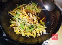 黄豆芽芹菜土豆卤面的做法图解7