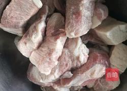 番茄燉牛腩的做法圖解1