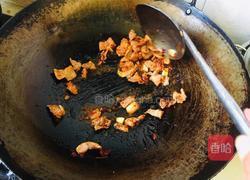 香芹黄豆芽炒肉片的做法图解3