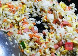 五色蛋炒饭『懒人必备』的做法图解7
