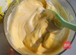 草莓抱抱卷的做法图解7