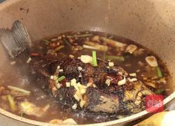 豆瓣鲫鱼的做法图解5