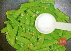 荷兰豆炒腊肠的做法图解10