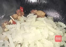 腊肉狼牙萝卜条的做法图解8