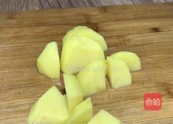 土豆烧鸡腿的做法图解2