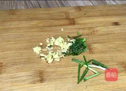 土豆烧鸡腿的做法图解3