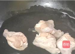 鸡腿烧萝卜的做法图解4