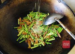 蒜苔炒肉丝的做法图解8