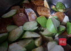 崇明绿皮茄子炖鱼的做法图解9