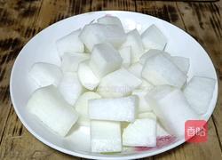 红烧萝卜的做法图解1