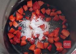 草莓奶咖的做法图解2
