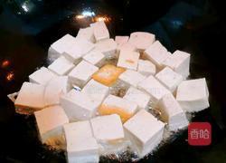 娃娃菜烧豆腐的做法图解2