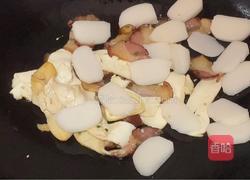 年糕炒腊肉的做法图解5