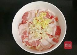 五花肉蒸土豆的做法图解3