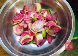 节日凉拌菜——糖醋心里美的做法图解4