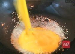 胡萝卜葱花炒饭的做法图解3