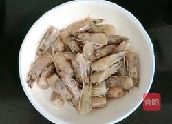 小米鲜虾粥的做法图解2
