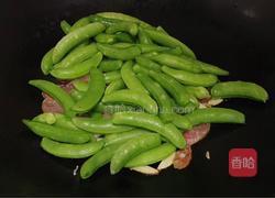 甜豆炒腊肠的做法图解5