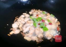 菜花炒肉的做法图解4