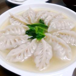 年夜饭翡翠柳叶饺子的做法[图]