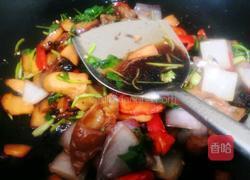杏鲍菇炒肥肠的做法图解11
