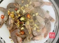 清蒸冰冻虾的正确做法，营养好吃，肉质鲜嫩，鲜甜不腥的做法图解5
