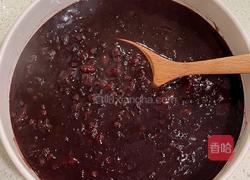 红豆黑米牛奶粥的做法图解3