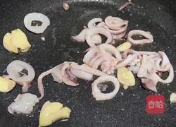 鱿鱼炒西芹的做法图解8