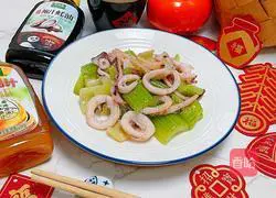 Illustration of how to cook squid and celery 13