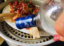 剁辣椒蒸鱼头的做法图解10